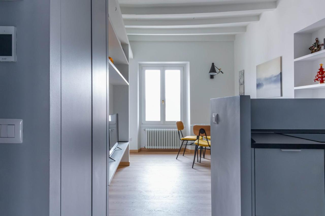 شقة Easylife - Accogliente E Moderno Bilocale In Zona Navigli ميلان المظهر الخارجي الصورة